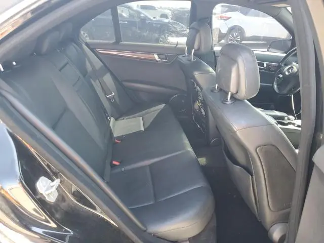 2011 MERCEDES-BENZ C 300  