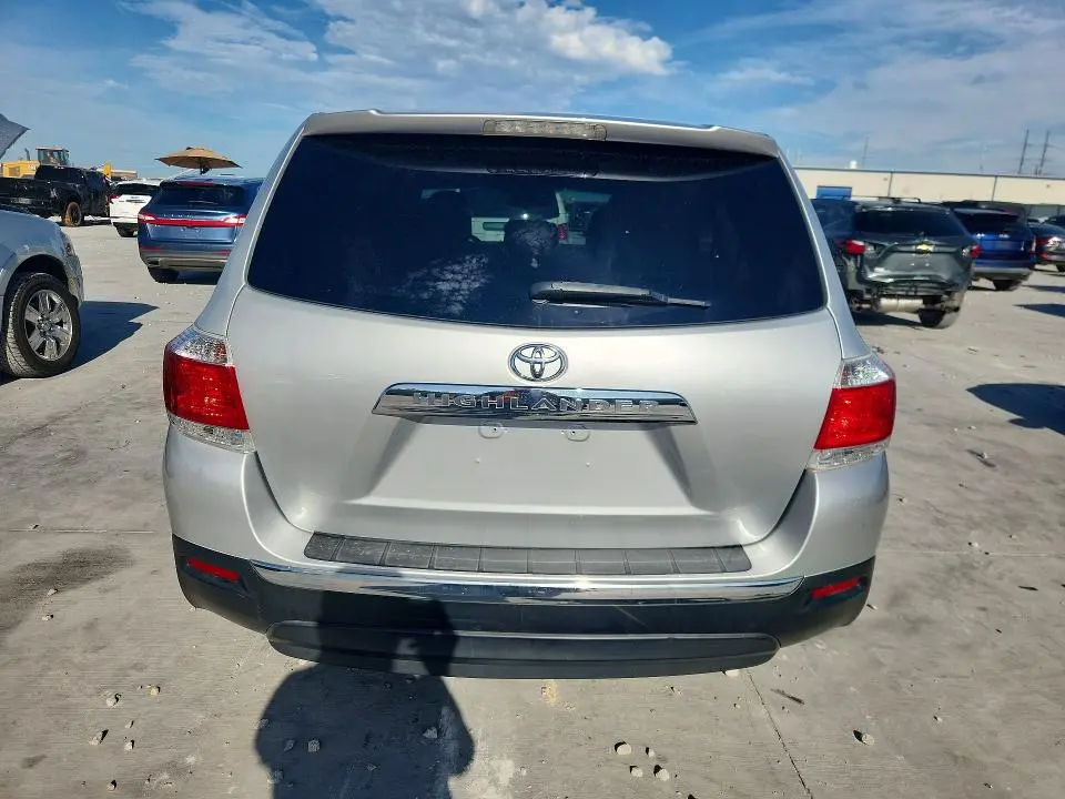 2013 TOYOTA HIGHLANDER BASE  