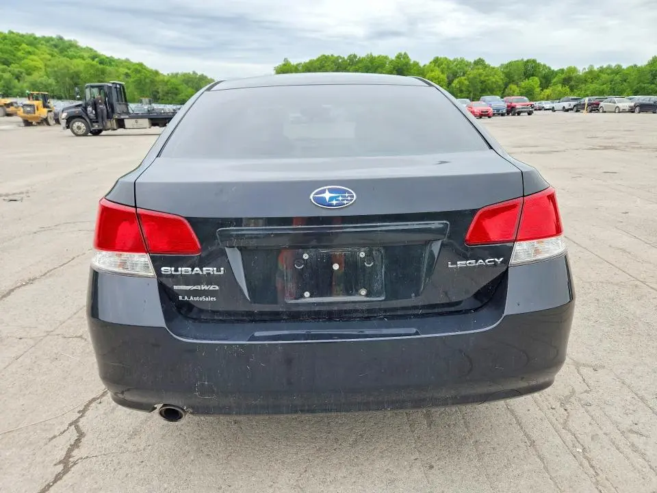 2013 SUBARU LEGACY 2.5I PREMIUM  