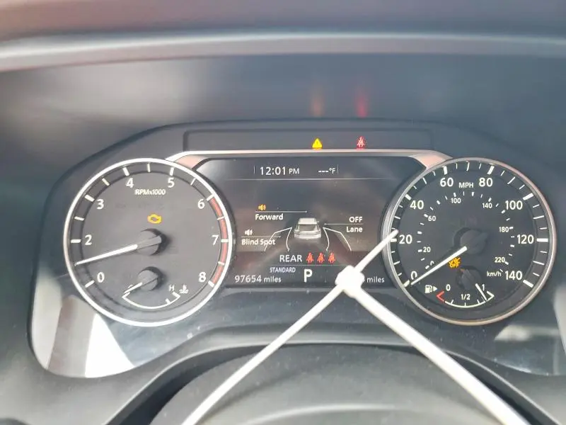 2021 NISSAN ROGUE SL  