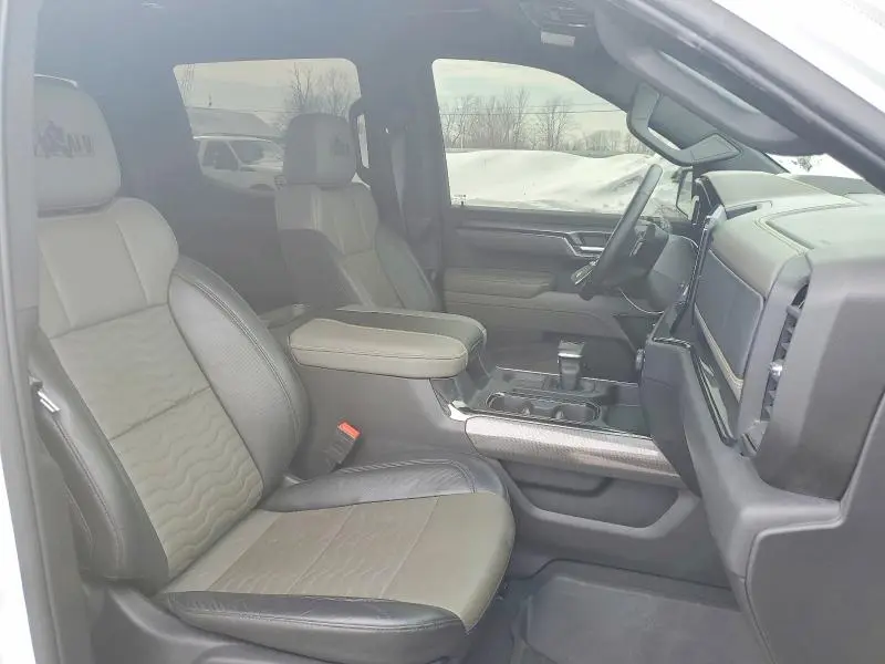 2024 CHEVROLET SILVERADO K1500 ZR2  