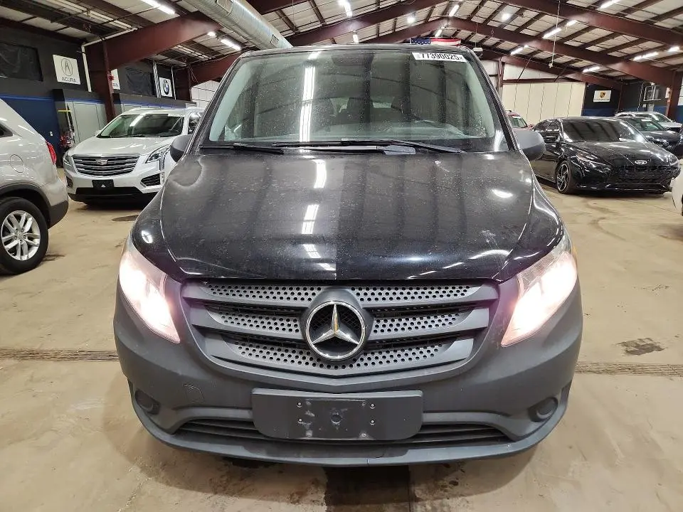 2019 MERCEDES-BENZ METRIS   