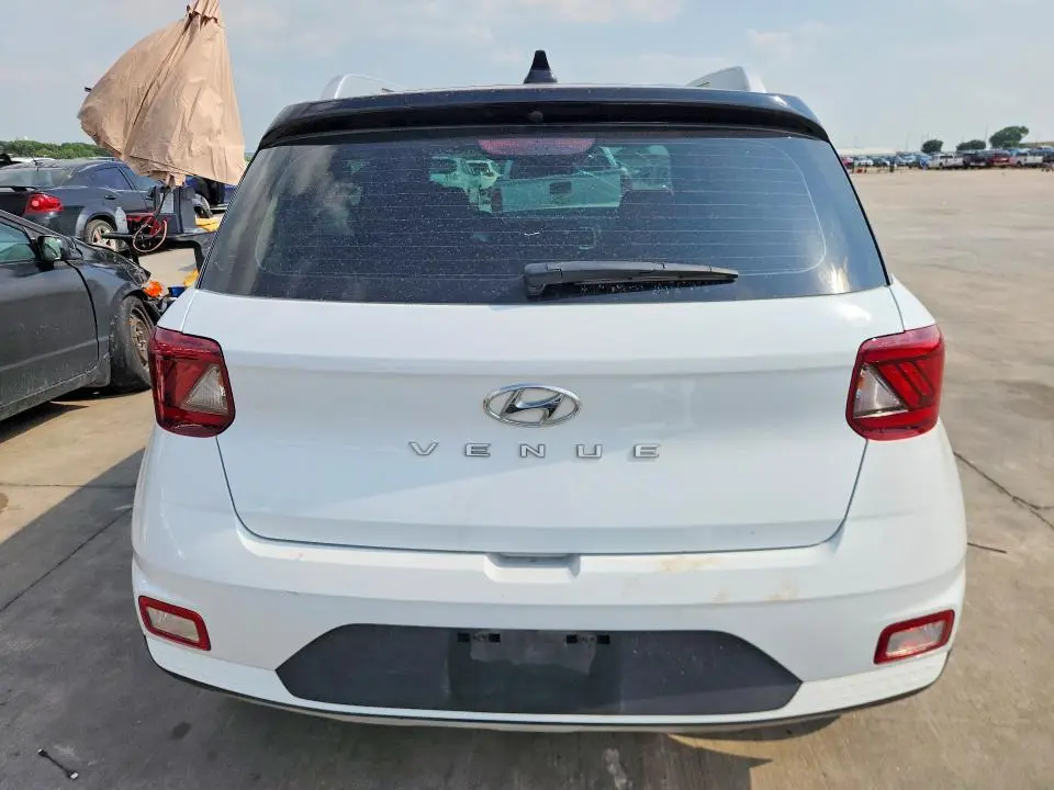 2022 HYUNDAI VENUE LIMITED  