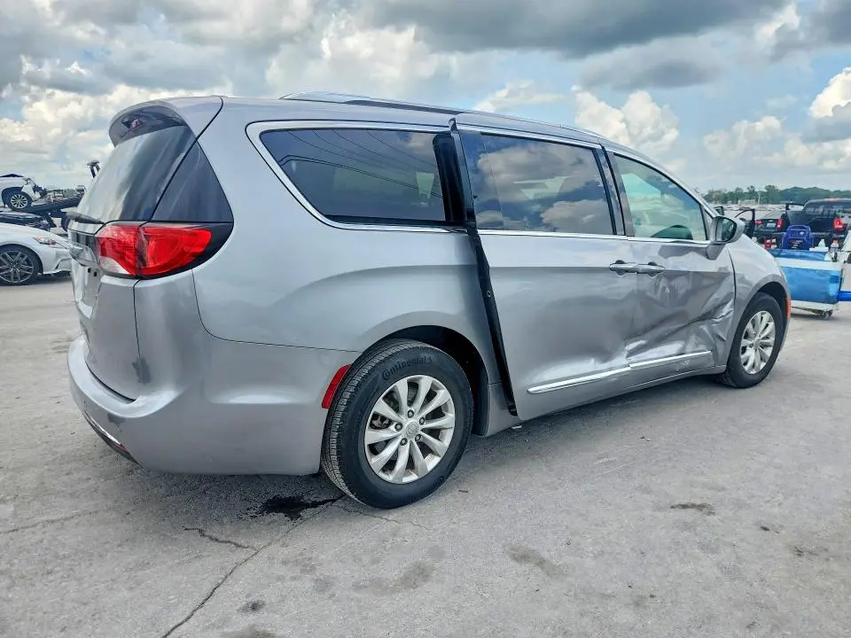 2019 CHRYSLER PACIFICA TOURING L  