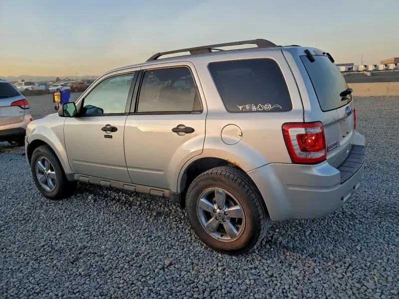 2012 FORD ESCAPE XLT  