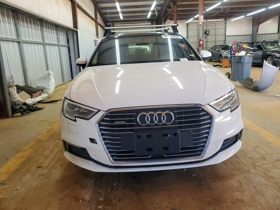 2017 AUDI A3 E-TRON HATCHBACK PREMIUM