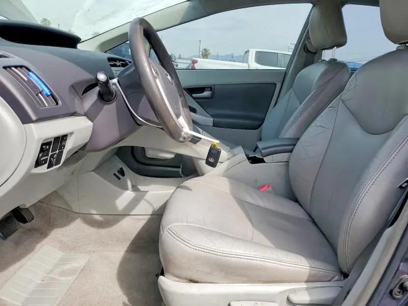 2010 TOYOTA PRIUS II  