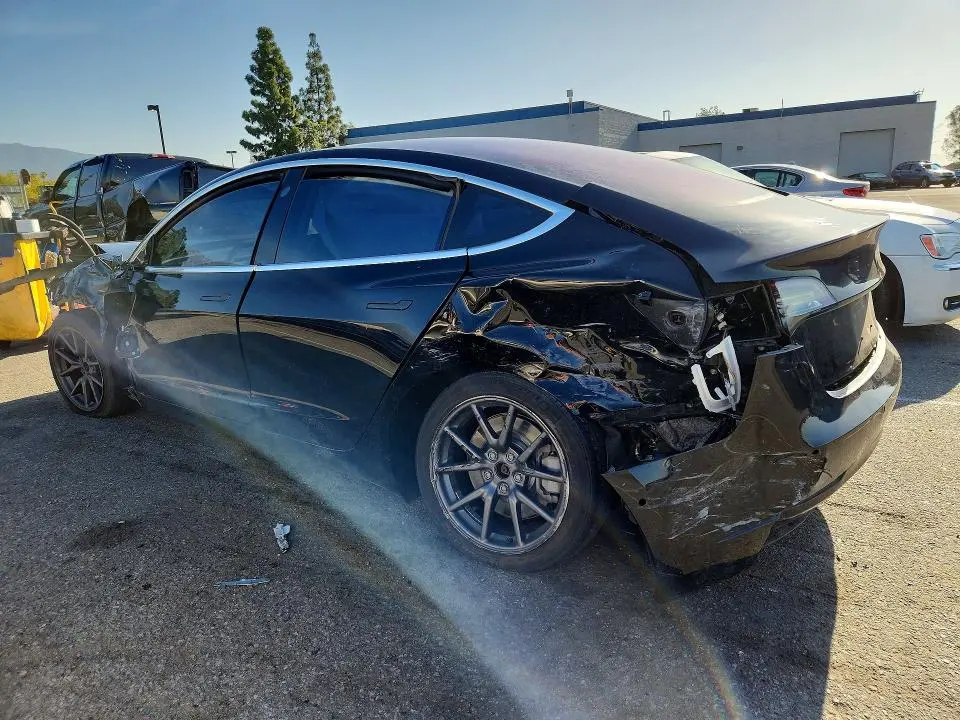 2018 TESLA MODEL 3   
