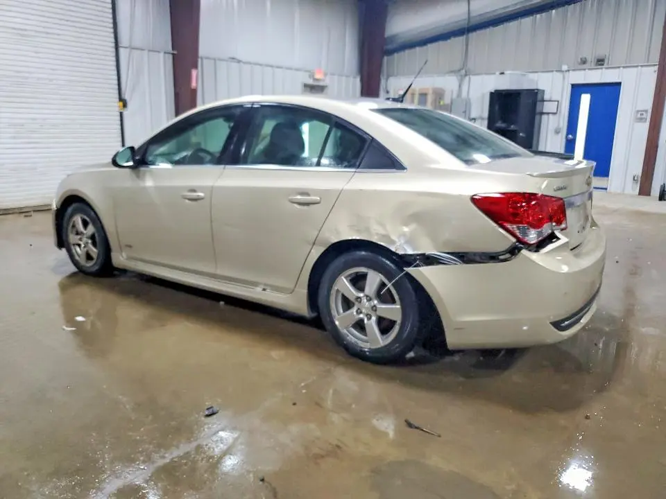2012 CHEVROLET CRUZE LT  