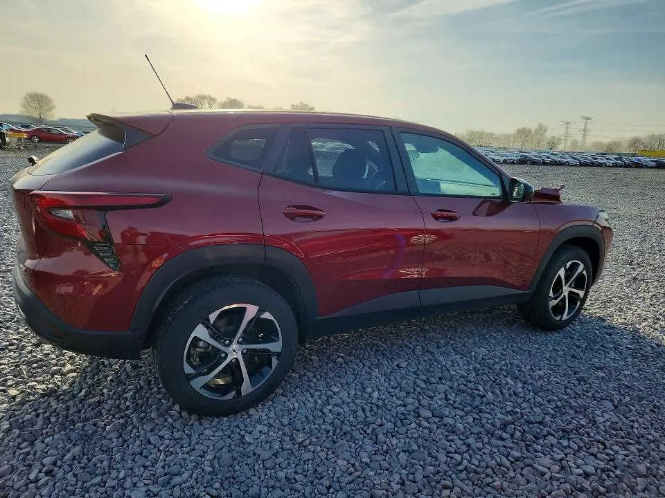 2024 CHEVROLET TRAX 1RS  