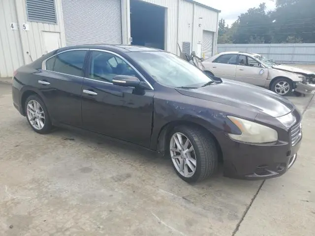 2011 NISSAN MAXIMA S  