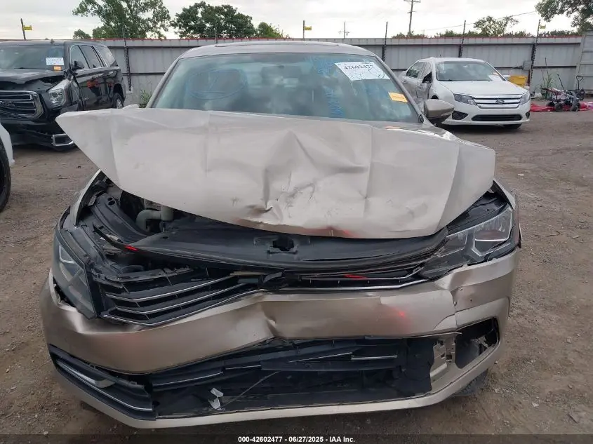 2016 VOLKSWAGEN PASSAT 1.8T SE