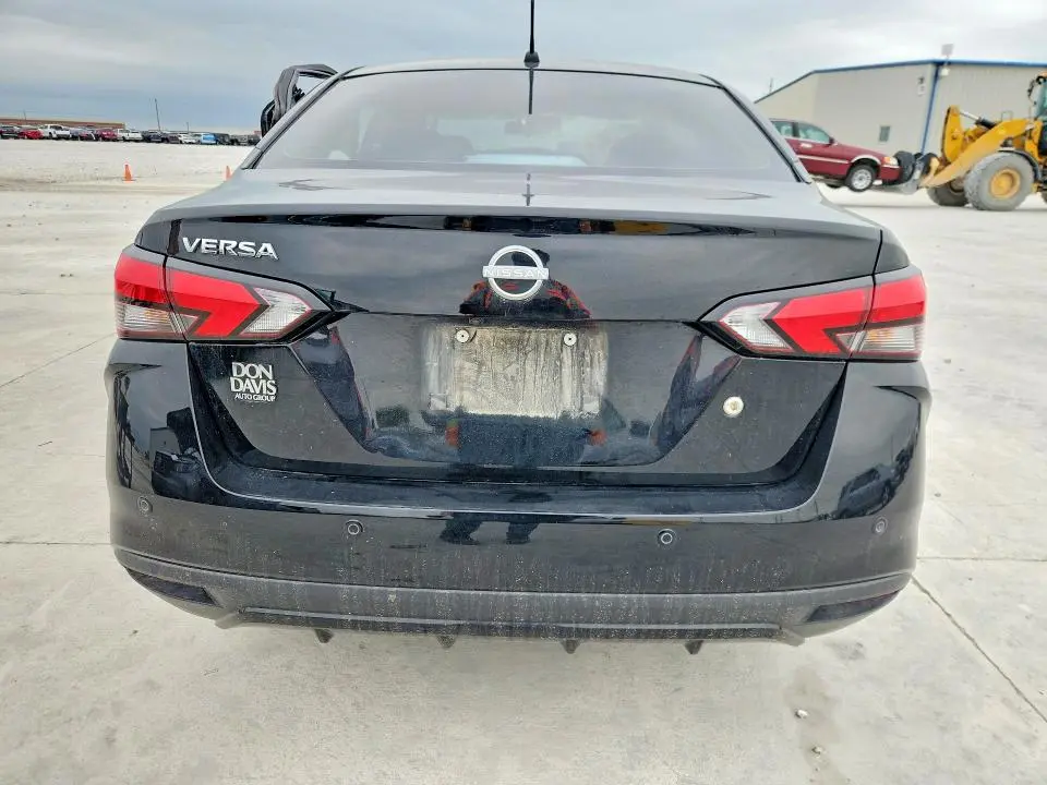 2024 NISSAN VERSA S  