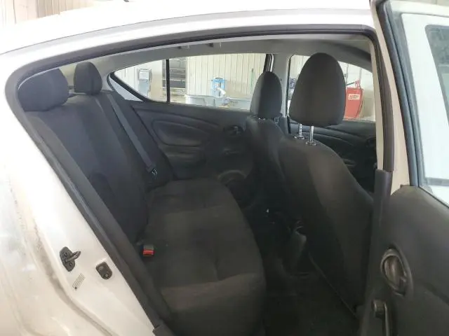 2018 NISSAN VERSA S  