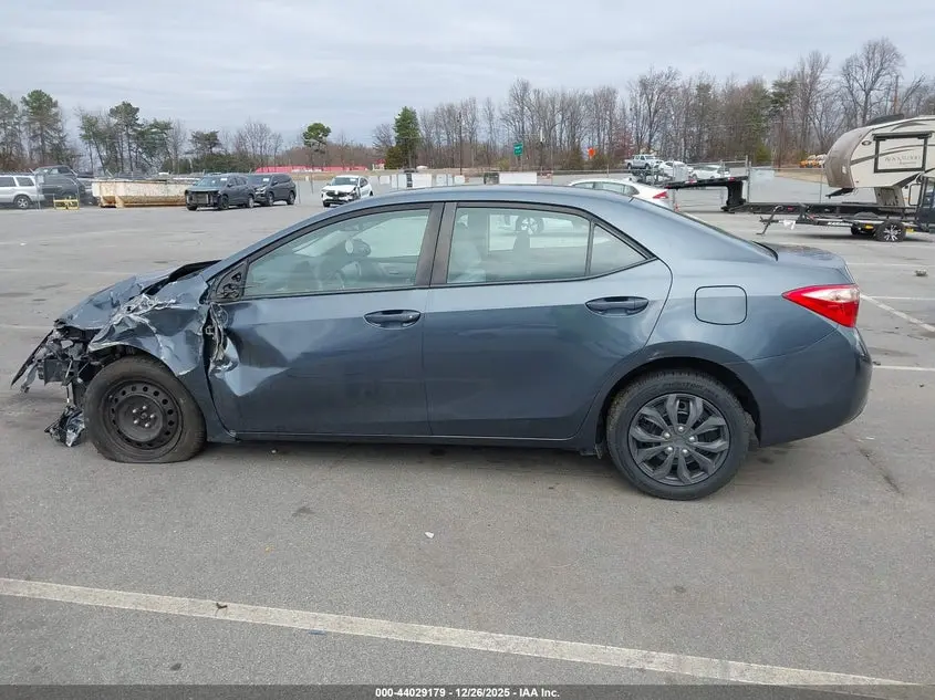 2017 TOYOTA COROLLA LE