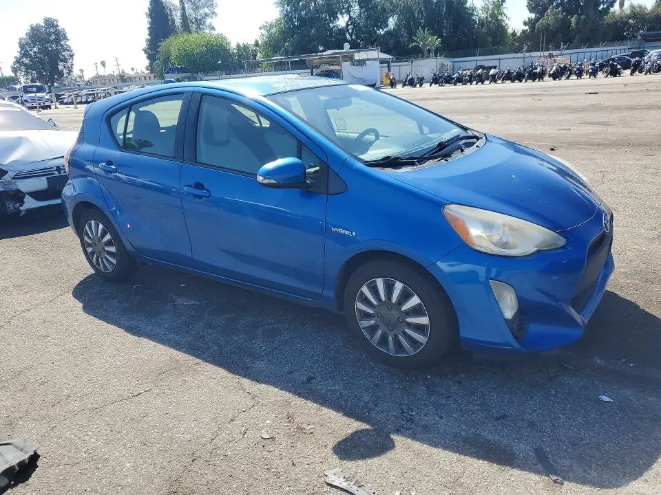 2015 TOYOTA PRIUS C ONE  