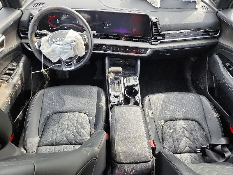 2025 KIA SPORTAGE X-LINE  