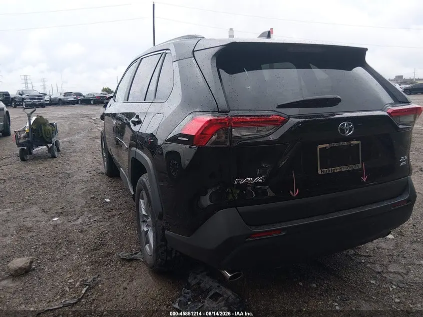2025 TOYOTA RAV4 XLE