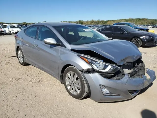 2015 HYUNDAI ELANTRA SE  