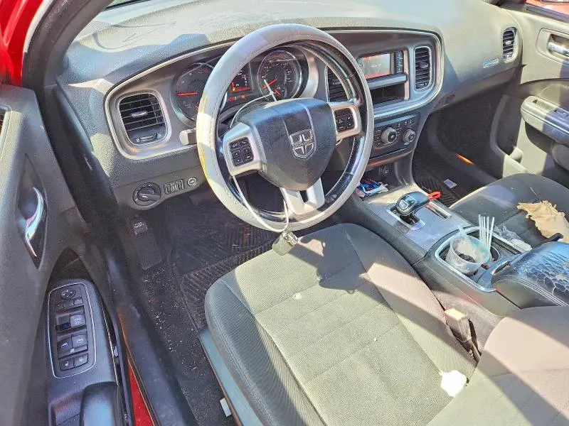 2012 DODGE CHARGER SE  
