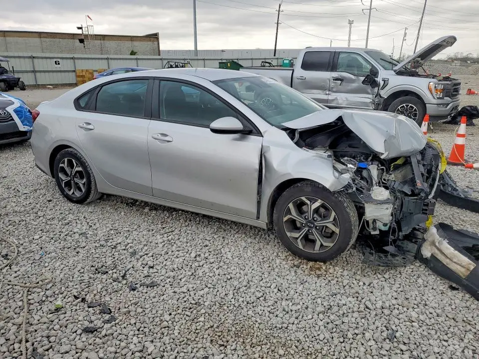 2019 KIA FORTE LXS  