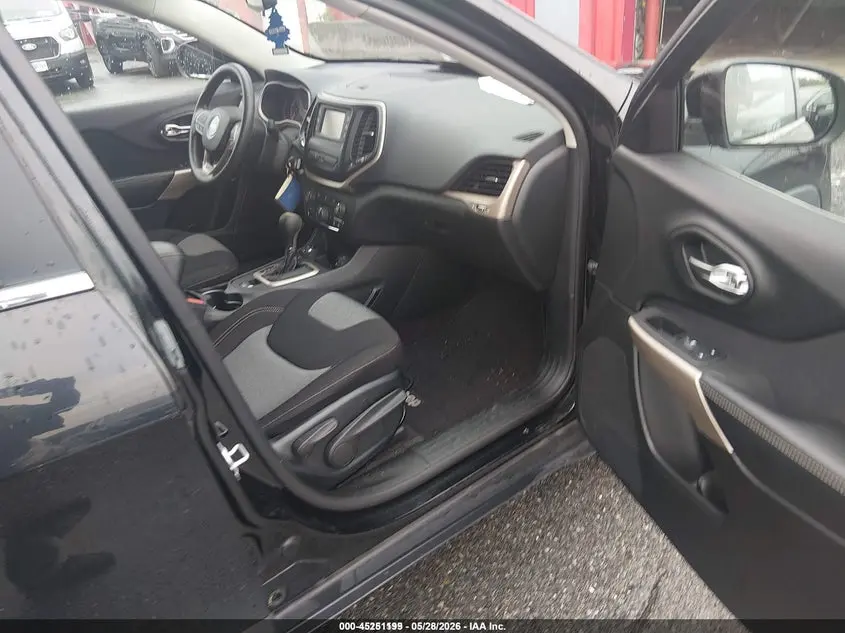2018 JEEP CHEROKEE LATITUDE 4X4