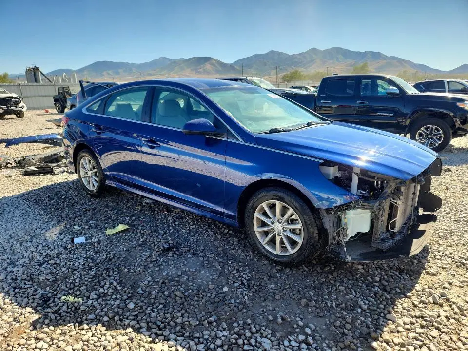 2019 HYUNDAI SONATA SE  