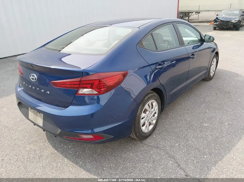 2019 HYUNDAI ELANTRA SE