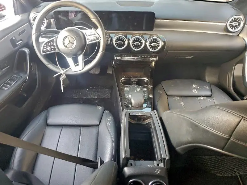 2021 MERCEDES-BENZ A 220 4MATIC  