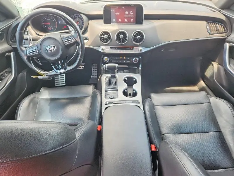 2018 KIA STINGER GT  