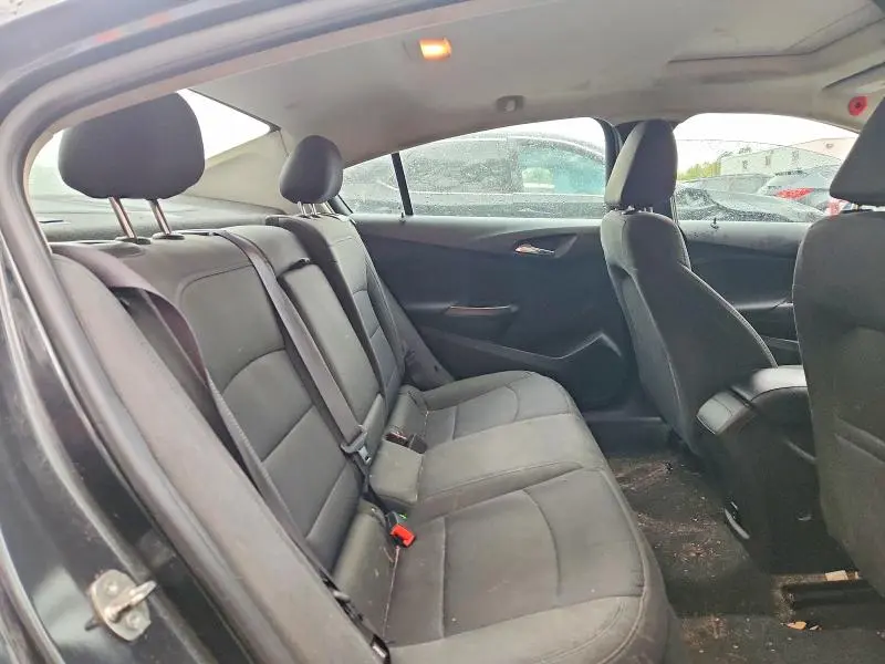 2017 CHEVROLET CRUZE LT  