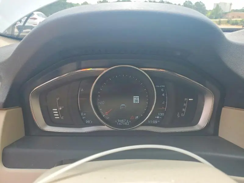 2016 VOLVO XC70 T5 PLATINUM  
