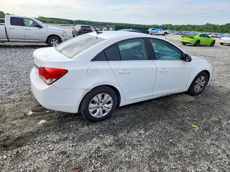 2012 CHEVROLET CRUZE LS  