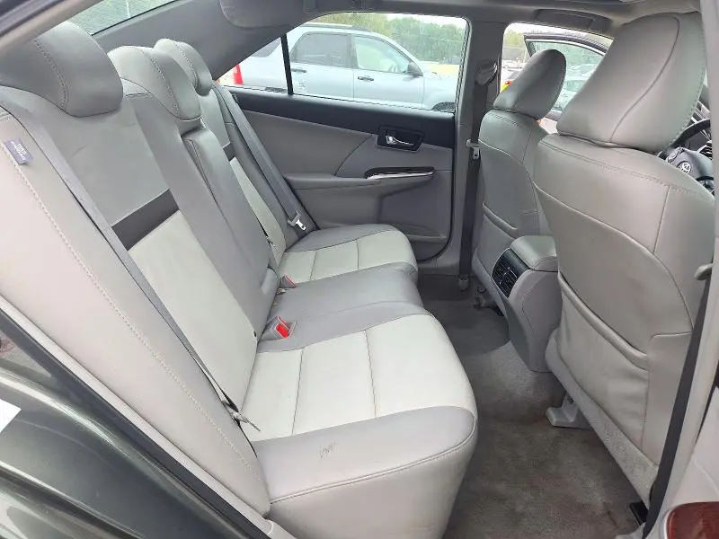 2012 TOYOTA CAMRY XLE  
