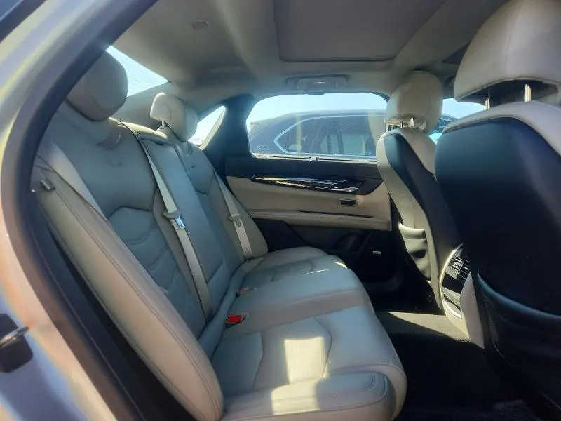2016 CADILLAC CT6 LUXURY  