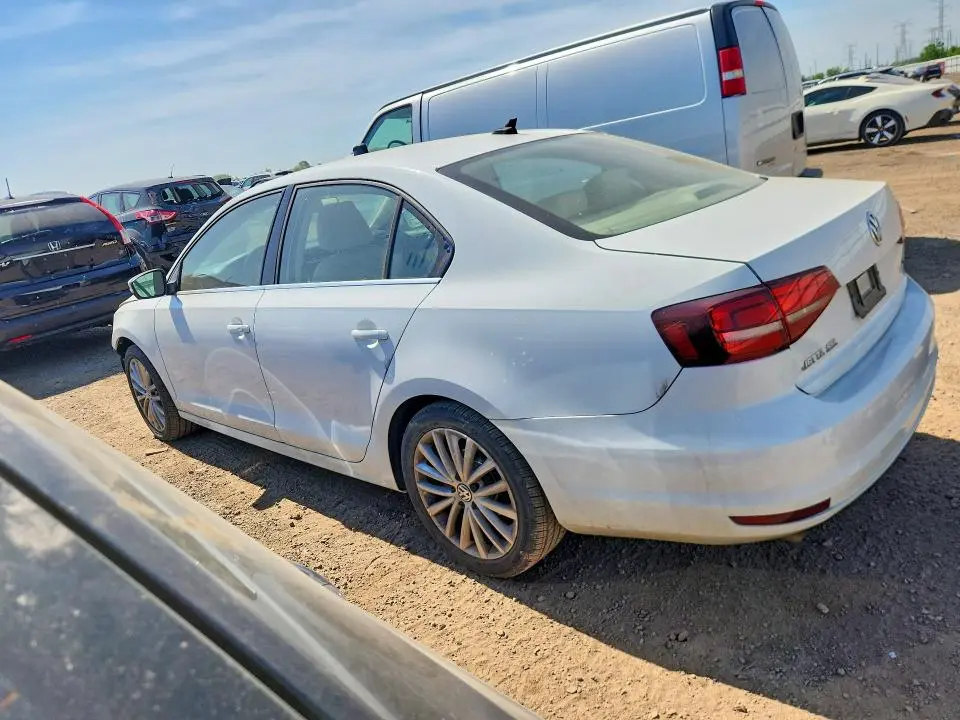 2016 VOLKSWAGEN JETTA SEL  