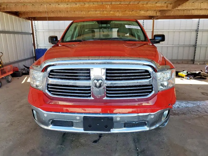 2017 RAM 1500 SLT  