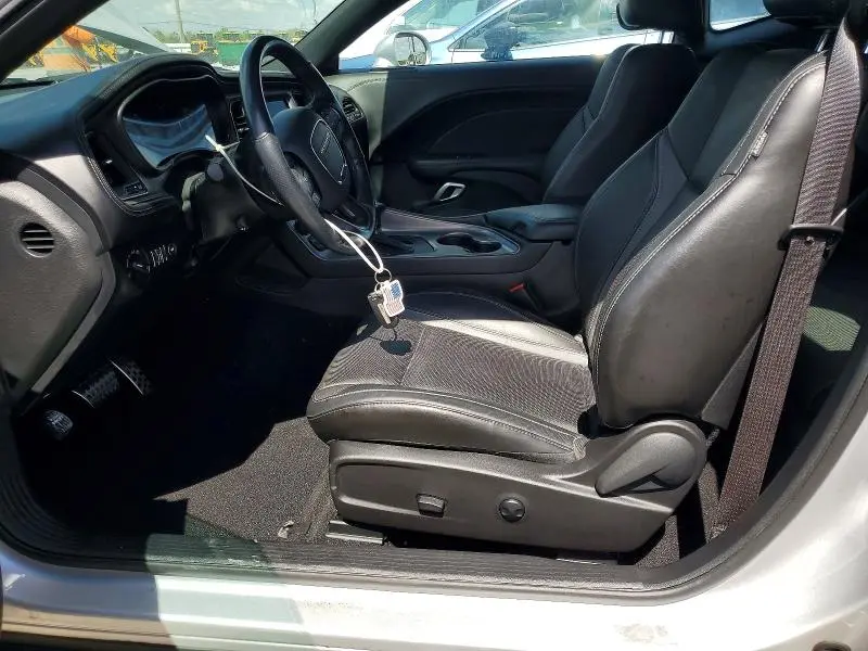 2023 DODGE CHALLENGER SXT  