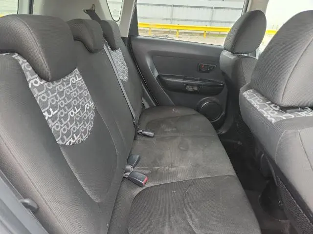 2010 KIA SOUL +  