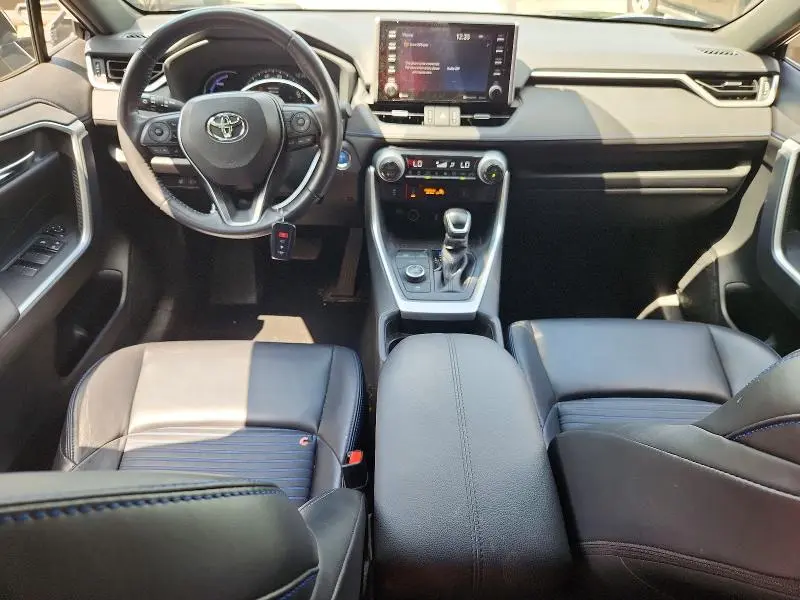 2019 TOYOTA RAV4 XSE  