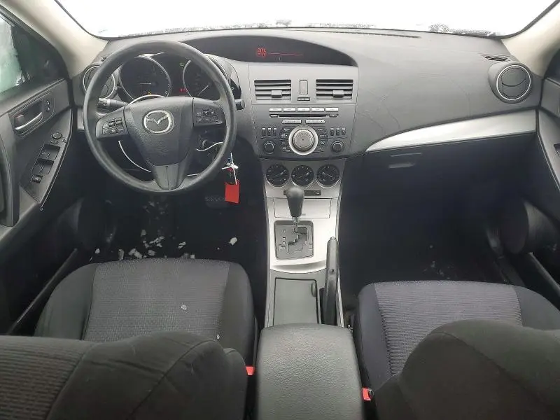 2010 MAZDA 3 S  