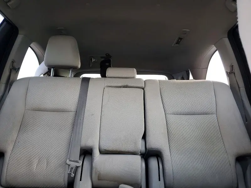2017 TOYOTA HIGHLANDER LE  