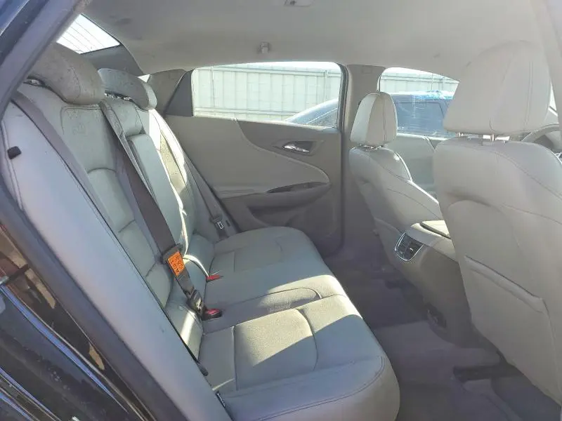 2017 CHEVROLET MALIBU LT  