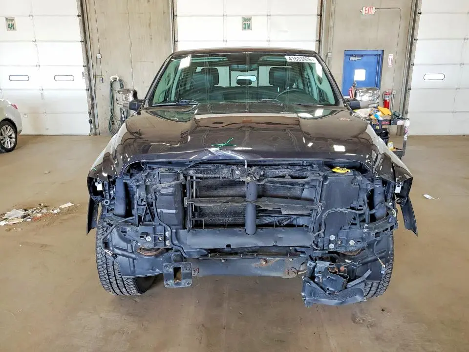 2016 RAM 1500 LARAMIE  
