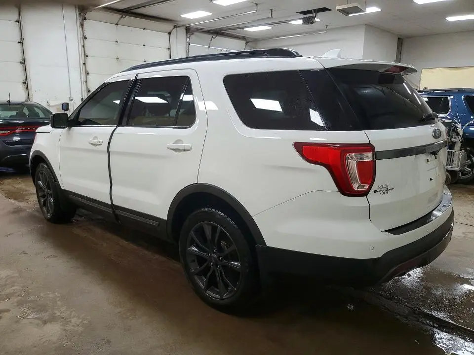 2017 FORD EXPLORER XLT  