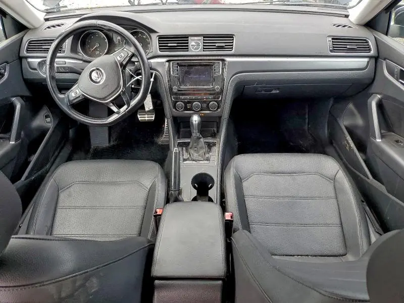 2017 VOLKSWAGEN PASSAT R-LINE  