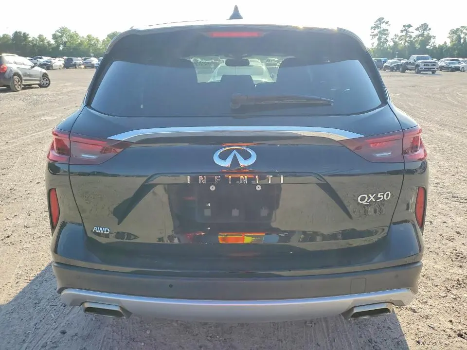 2022 INFINITI QX50 ESSENTIAL  