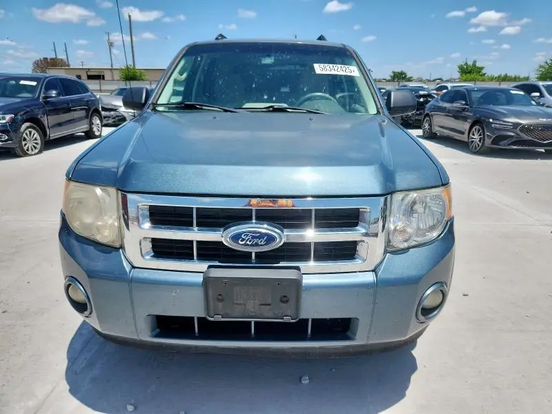 2011 FORD ESCAPE XLT