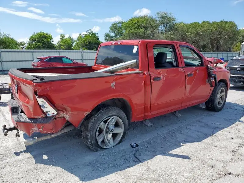 2014 RAM 1500 ST  