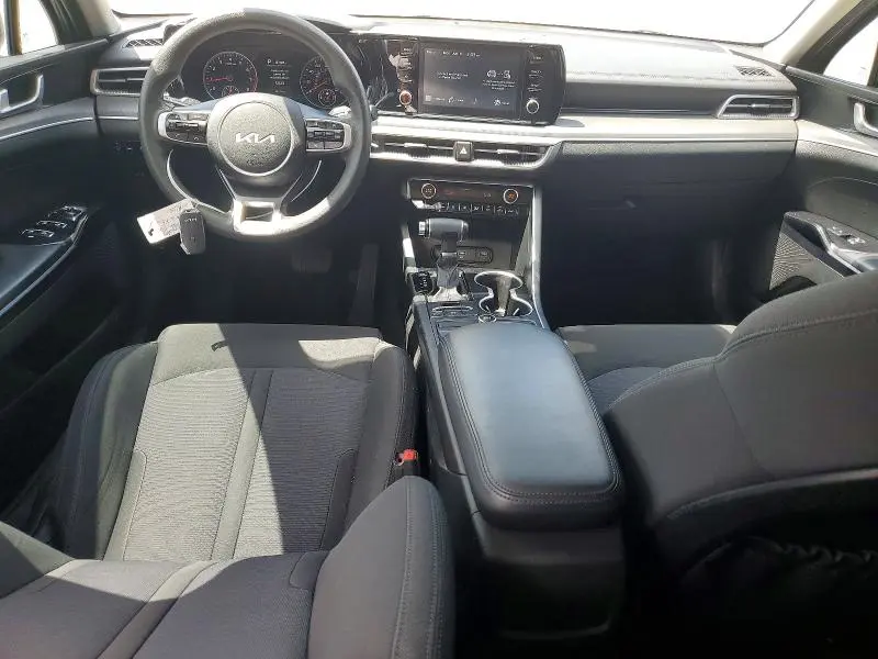 2022 KIA K5 LXS  